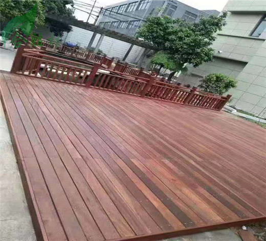 防腐木地板